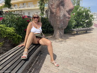 Cunt Flashing In Public featuring Sweet Susi