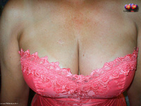 Busty Bliss's Pretty Peaches featuring Busty Bliss