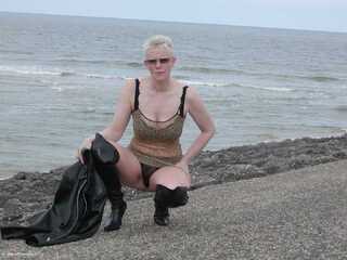 Tiffany Pearl - FMB's On The Delta
