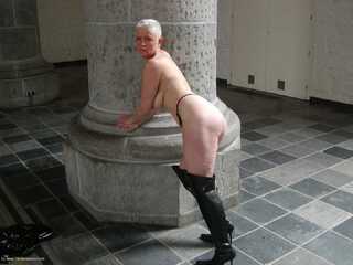 Tiffany Pearl - PVC Class