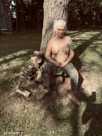 You cant see me but you can feel me featuring Lil Ms Muffet