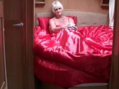 Sparkle - Red in bed Video