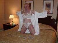 Happy New Year! featuring Tiffany Pearl Free Pic 1