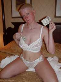 Happy New Year! featuring Tiffany Pearl