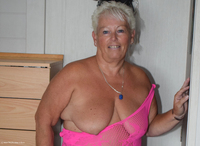 Dressed In Pink featuring Princess Peachy Free Pic 1