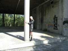 Tiffany Pearl - Hotel Leather Gallery