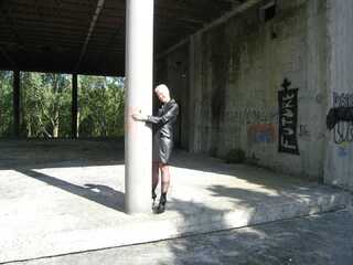 Tiffany Pearl - Hotel Leather Gallery