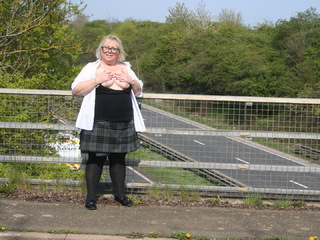 Lexie Cummings - Flashing On The Bridge