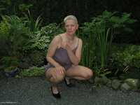 Garden Stripper featuring Tiffany Pearl Free Pic 1