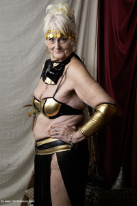 GILF Belly Dancer featuring Sparkle