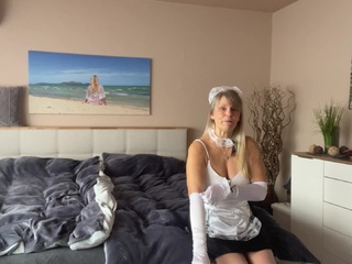 Sweet Susi - Your Maid Video