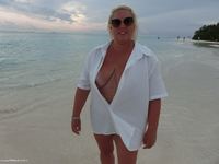 White Shirt featuring Barby Free Pic 1